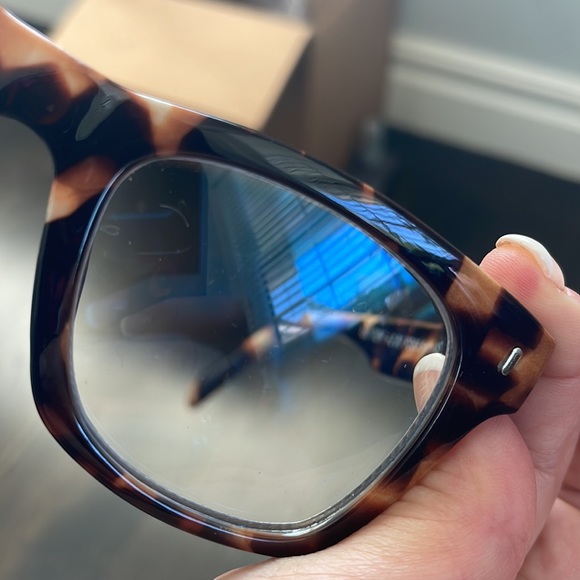 Set of 2 brown tortoise glasses 1 clear lens NWT the other are+2.00 blue light - Picture 14 of 16
